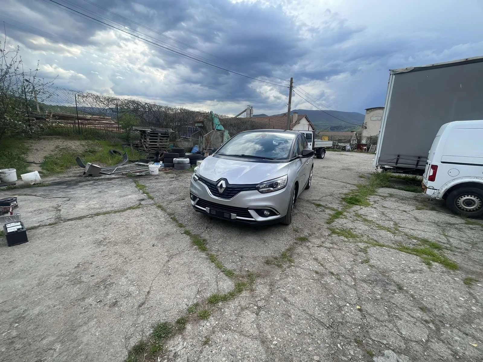 Renault Scenic  - изображение 3