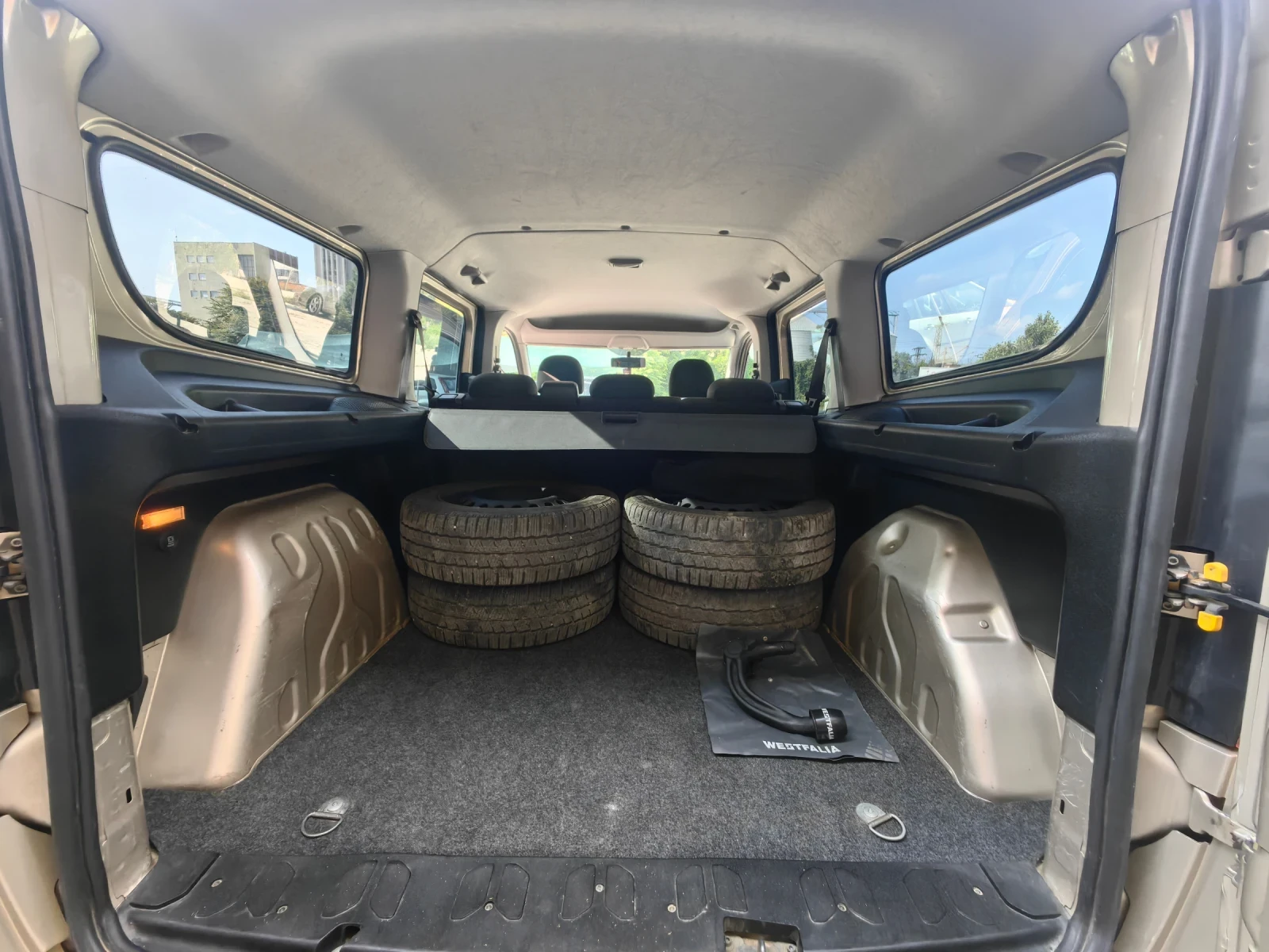 Fiat Doblo 2.0jtd 135ps, 5 места, Макси база, Евро 5 - изображение 10