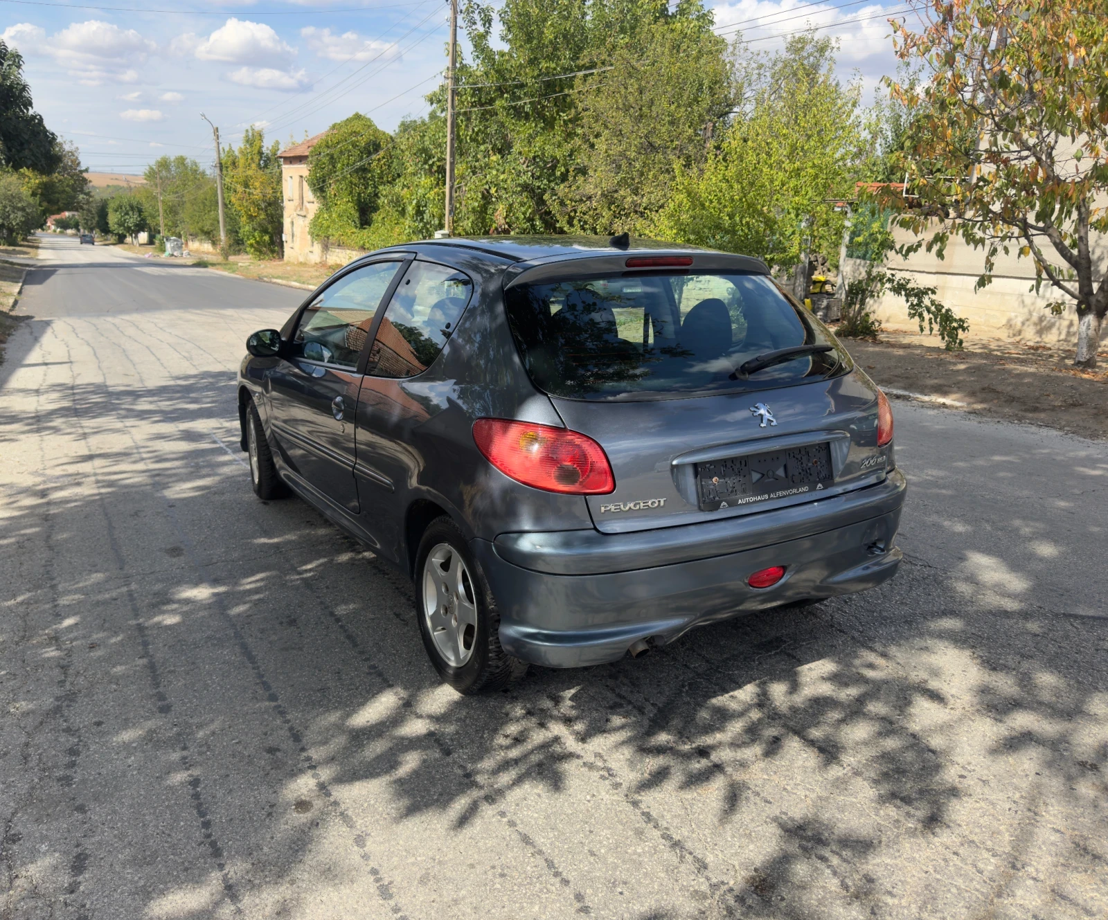 Peugeot 206 1.4HDI Фейс 68кс JBL EDITION  - изображение 3