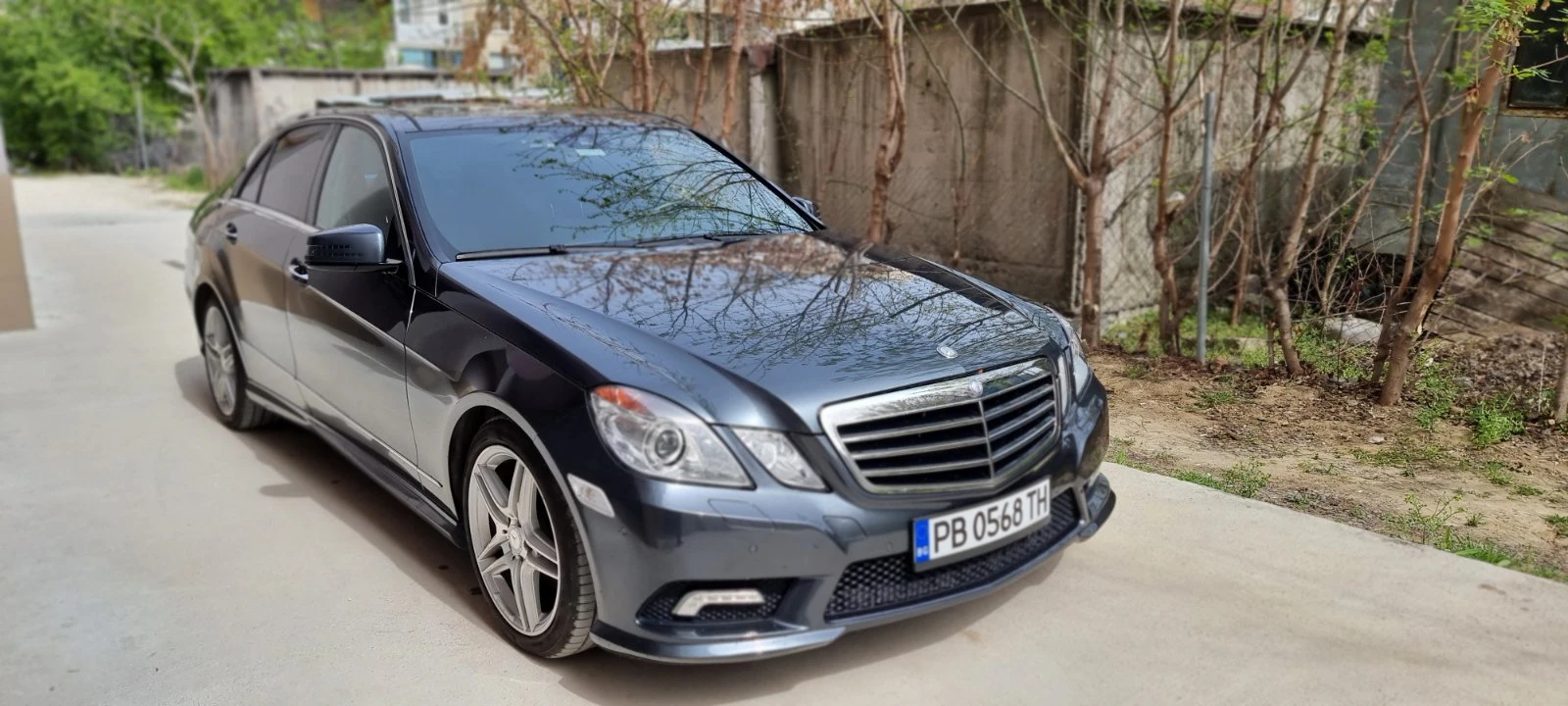 Mercedes-Benz E 350 AMG 4MATIC LPG - изображение 5