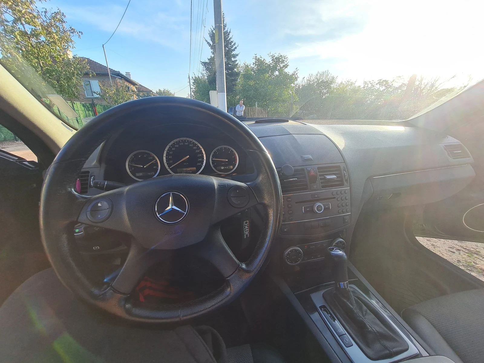 Mercedes-Benz C 220  - изображение 8