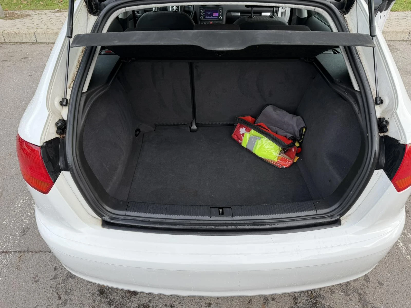 Audi A3 1.6 i | Mobile.bg � ����������� 10