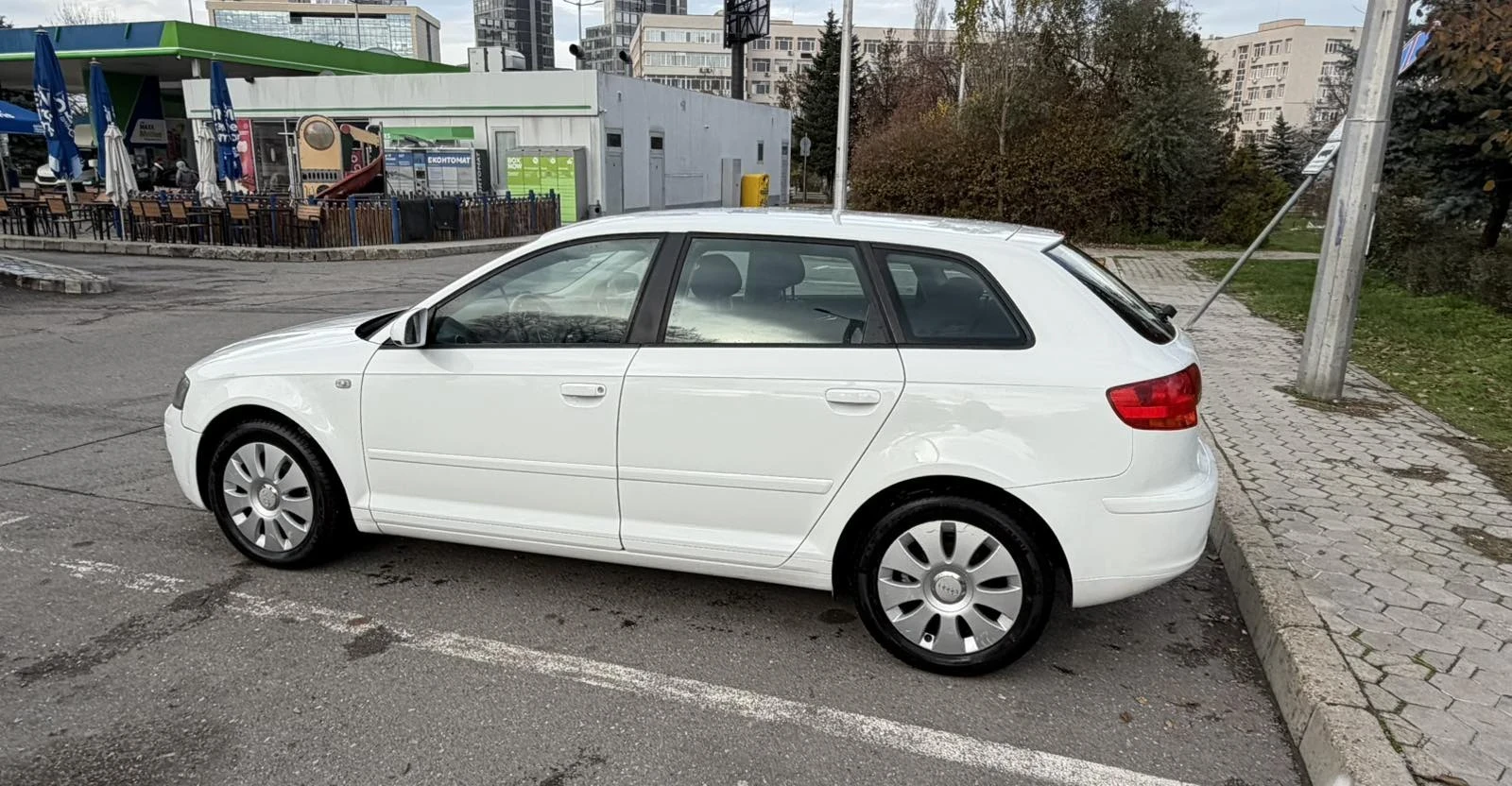 Audi A3 1.6 i | Mobile.bg � ����������� 4