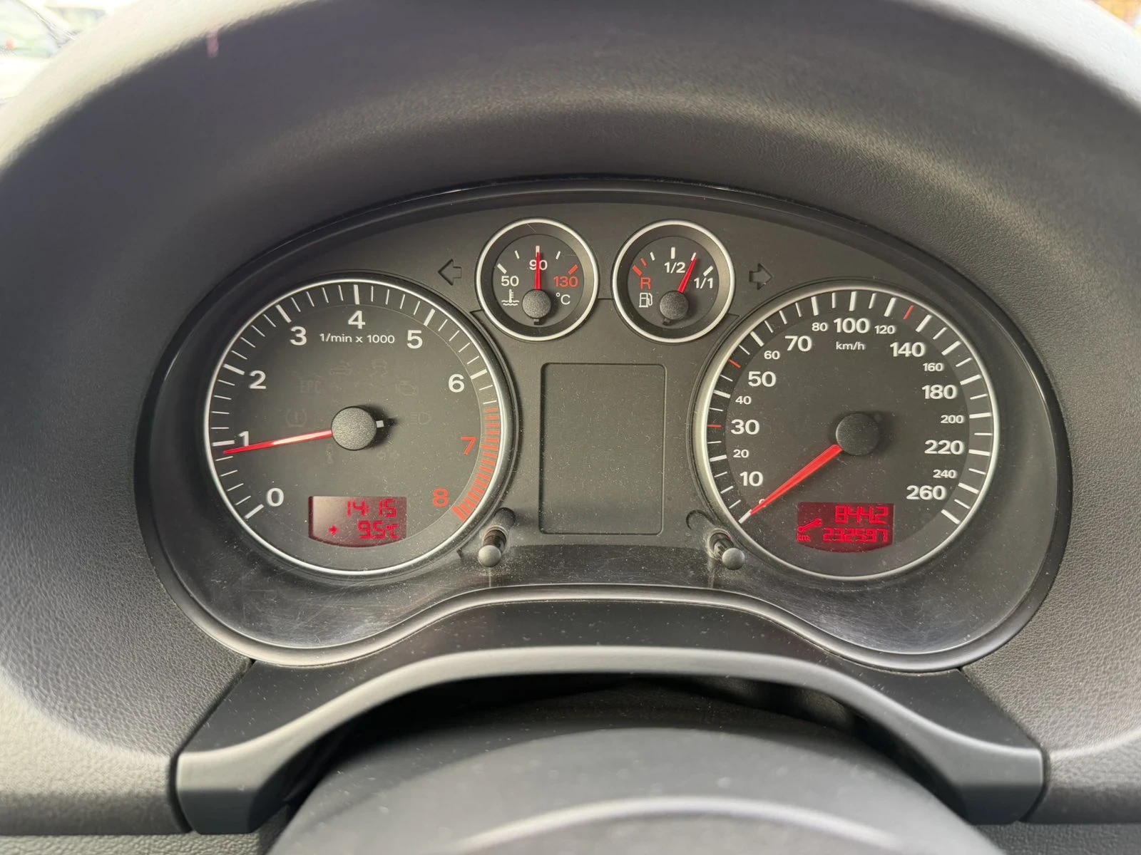 Audi A3 1.6 i | Mobile.bg � ����������� 14