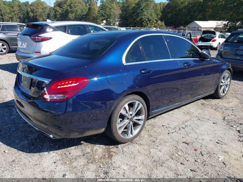 Mercedes-Benz C 300 2018 MERCEDES-BENZ C 300 - изображение 8