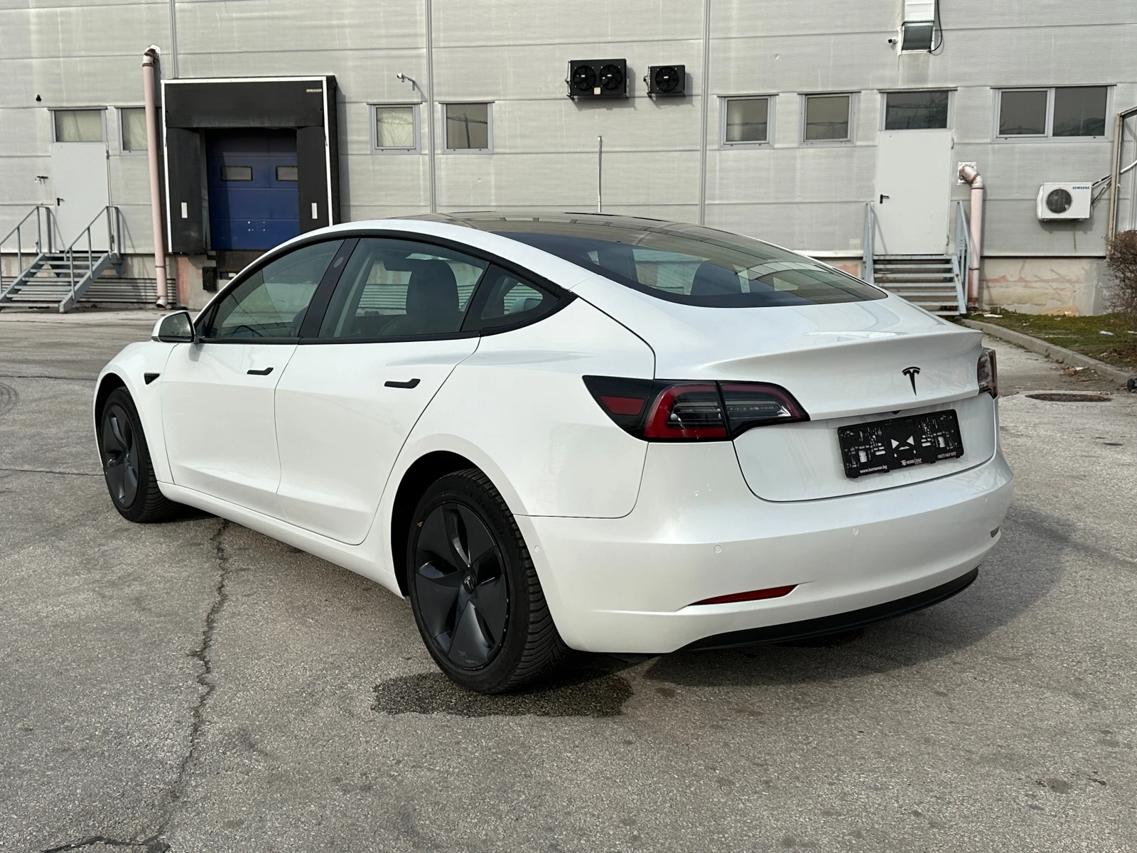 Tesla Model 3 SR/Швейцария/Панорама, снимка 3 - Автомобили и джипове - 53707815