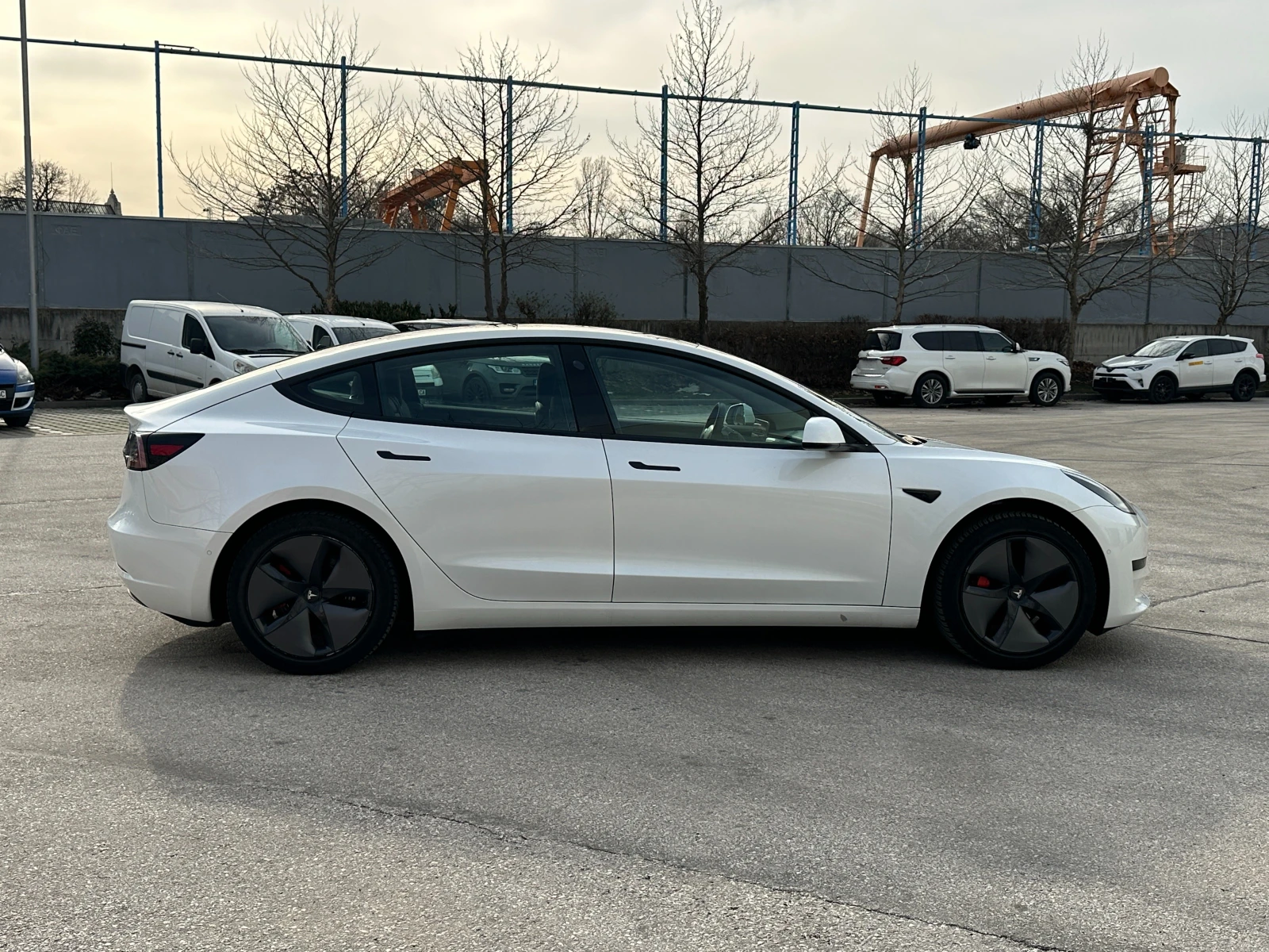 Tesla Model 3 SR/Швейцария/Панорама, снимка 5 - Автомобили и джипове - 53707815