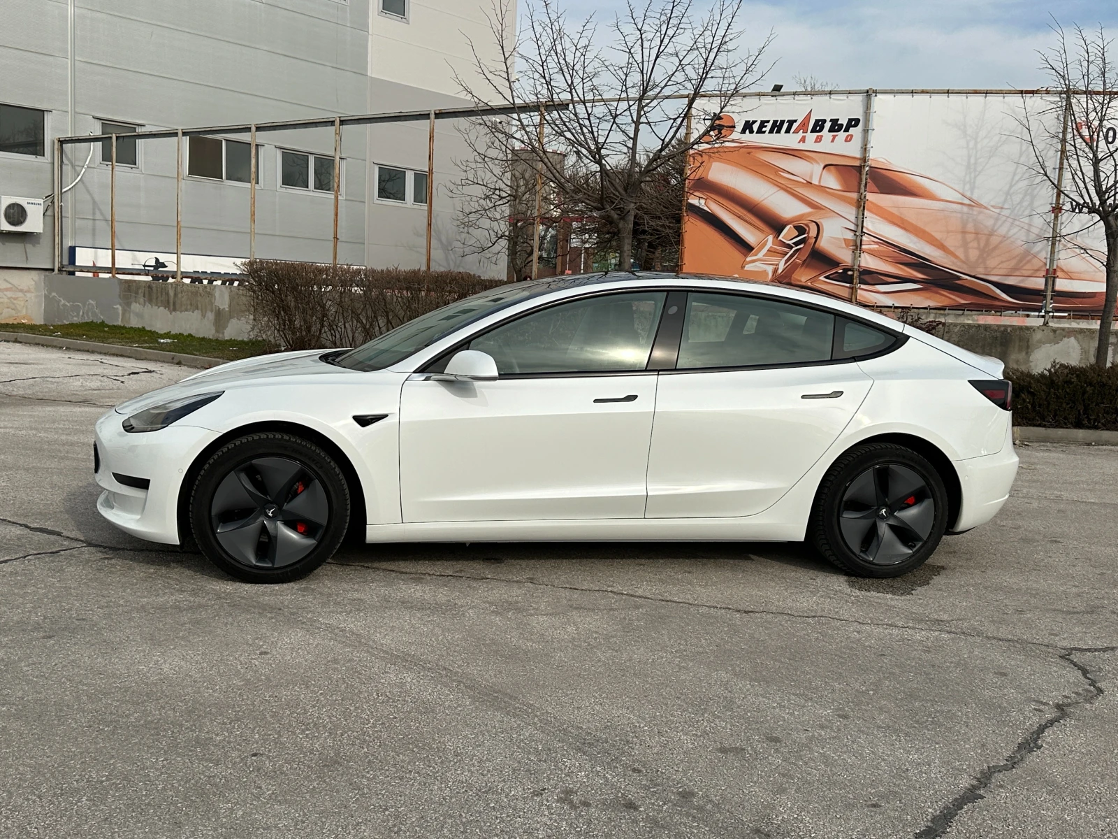 Tesla Model 3 SR/Швейцария/Панорама, снимка 2 - Автомобили и джипове - 53707815