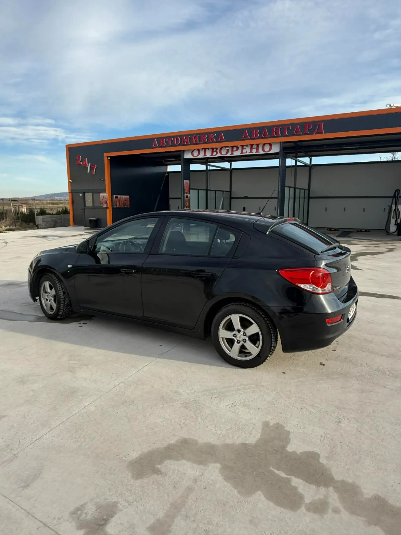 Chevrolet Cruze 1.8i  ГАЗ...НАВИГАЦИЯ..., снимка 4 - Автомобили и джипове - 53740003