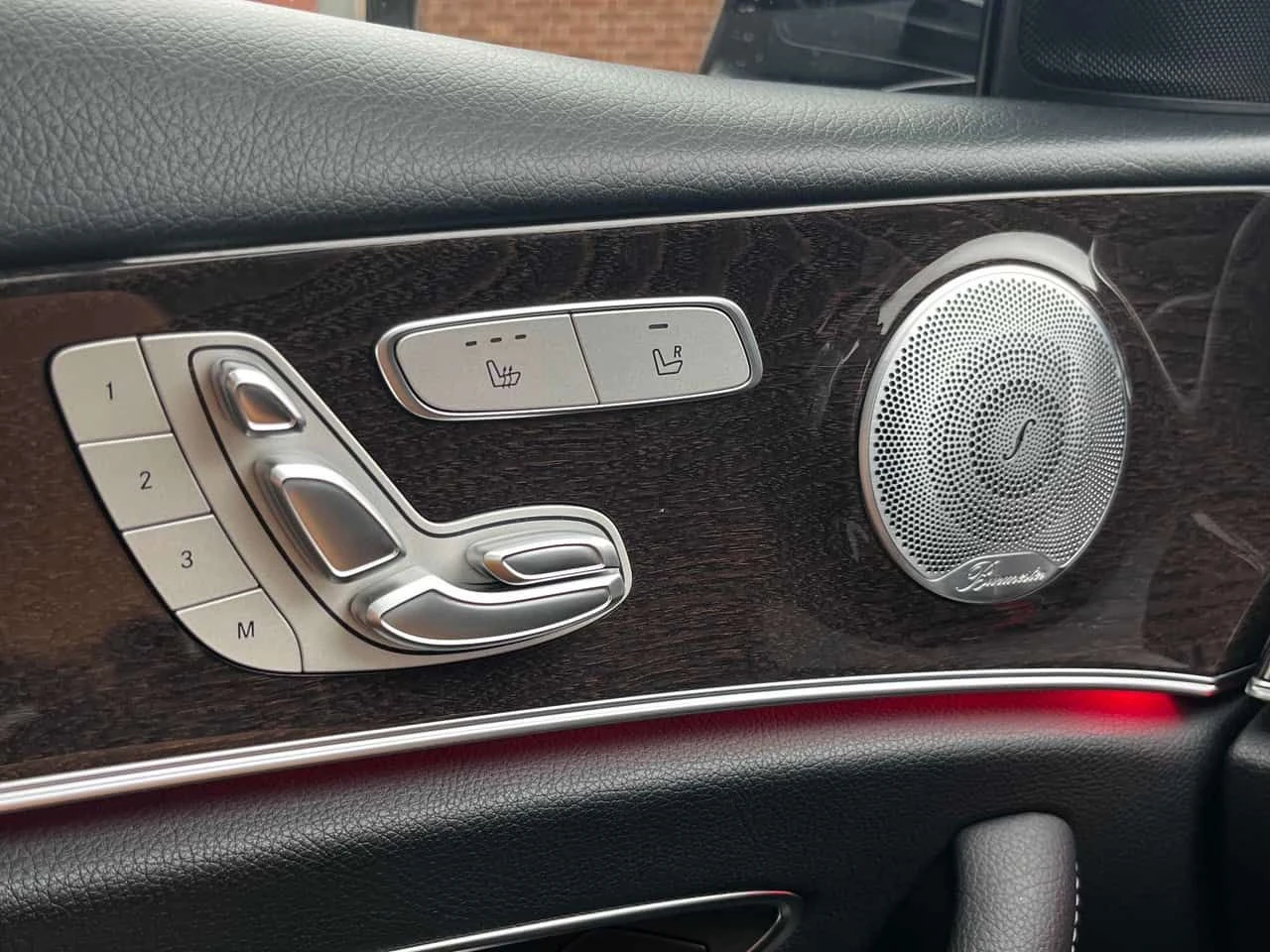 Mercedes-Benz E 450 * ПАНО* КЕЙЛЕС* ПОДГРЕВ* , снимка 12 - Автомобили и джипове - 53932317