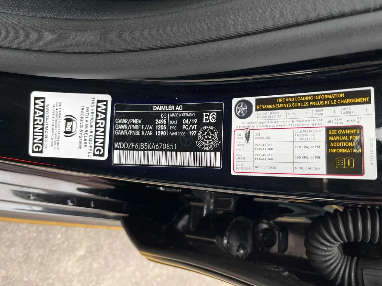 Mercedes-Benz E 450 * ПАНО* КЕЙЛЕС* ПОДГРЕВ* , снимка 10 - Автомобили и джипове - 53932317