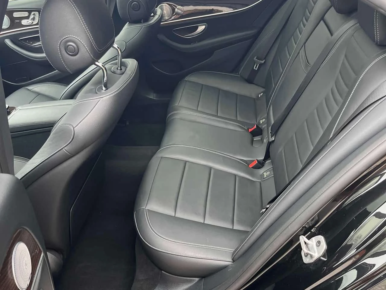 Mercedes-Benz E 450 * ПАНО* КЕЙЛЕС* ПОДГРЕВ* , снимка 13 - Автомобили и джипове - 53932317