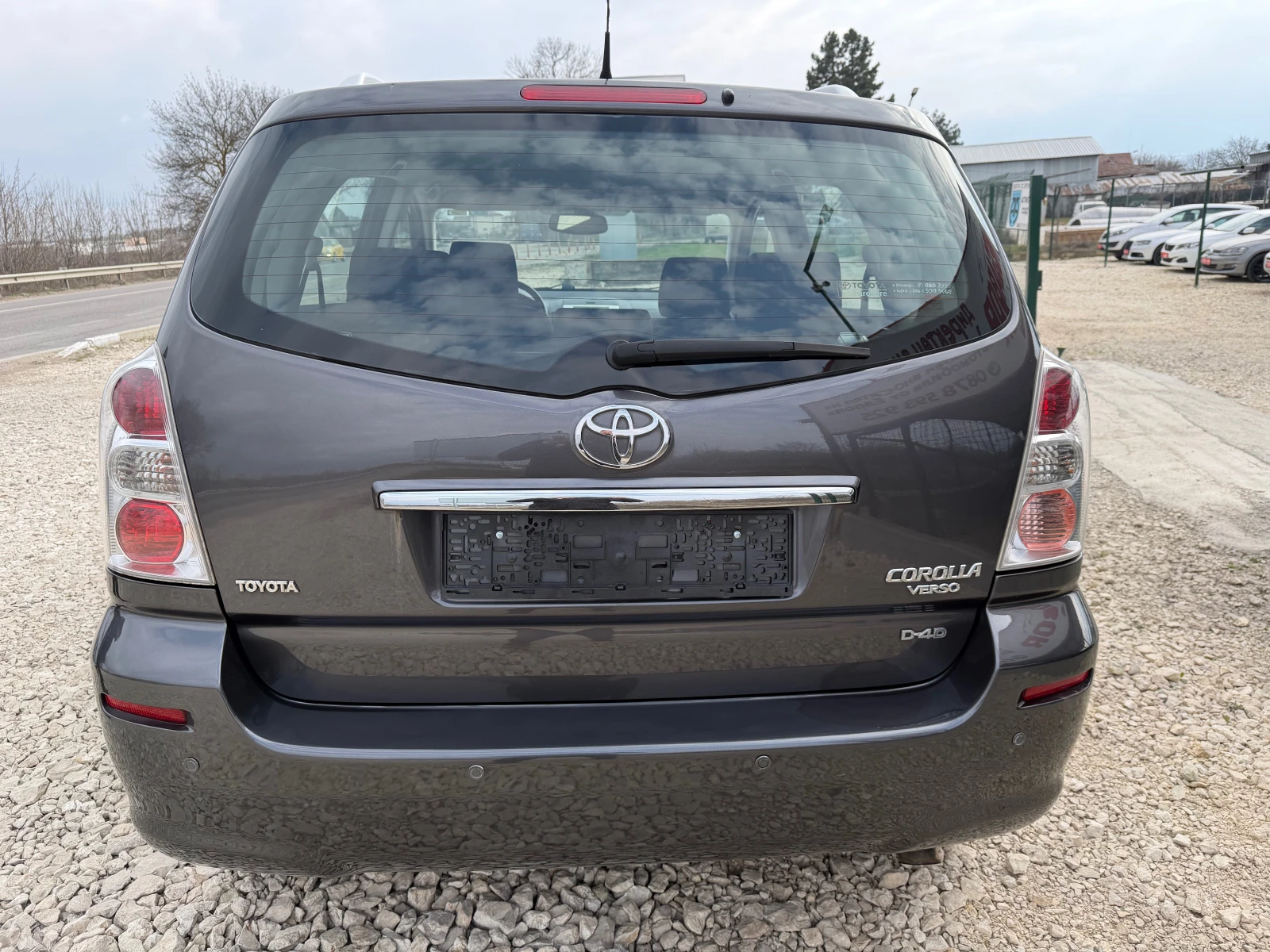 Toyota Corolla verso 2.2D4D/136p.s-Facelift, снимка 6 - Автомобили и джипове - 53933938