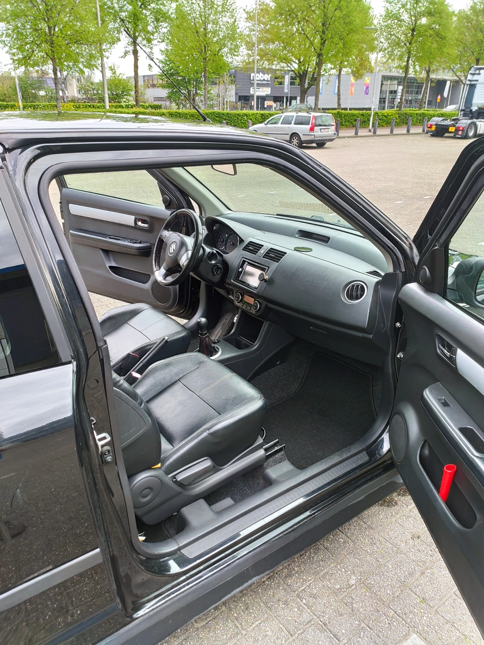 Suzuki Swift Sport, снимка 8 - Автомобили и джипове - 54234836