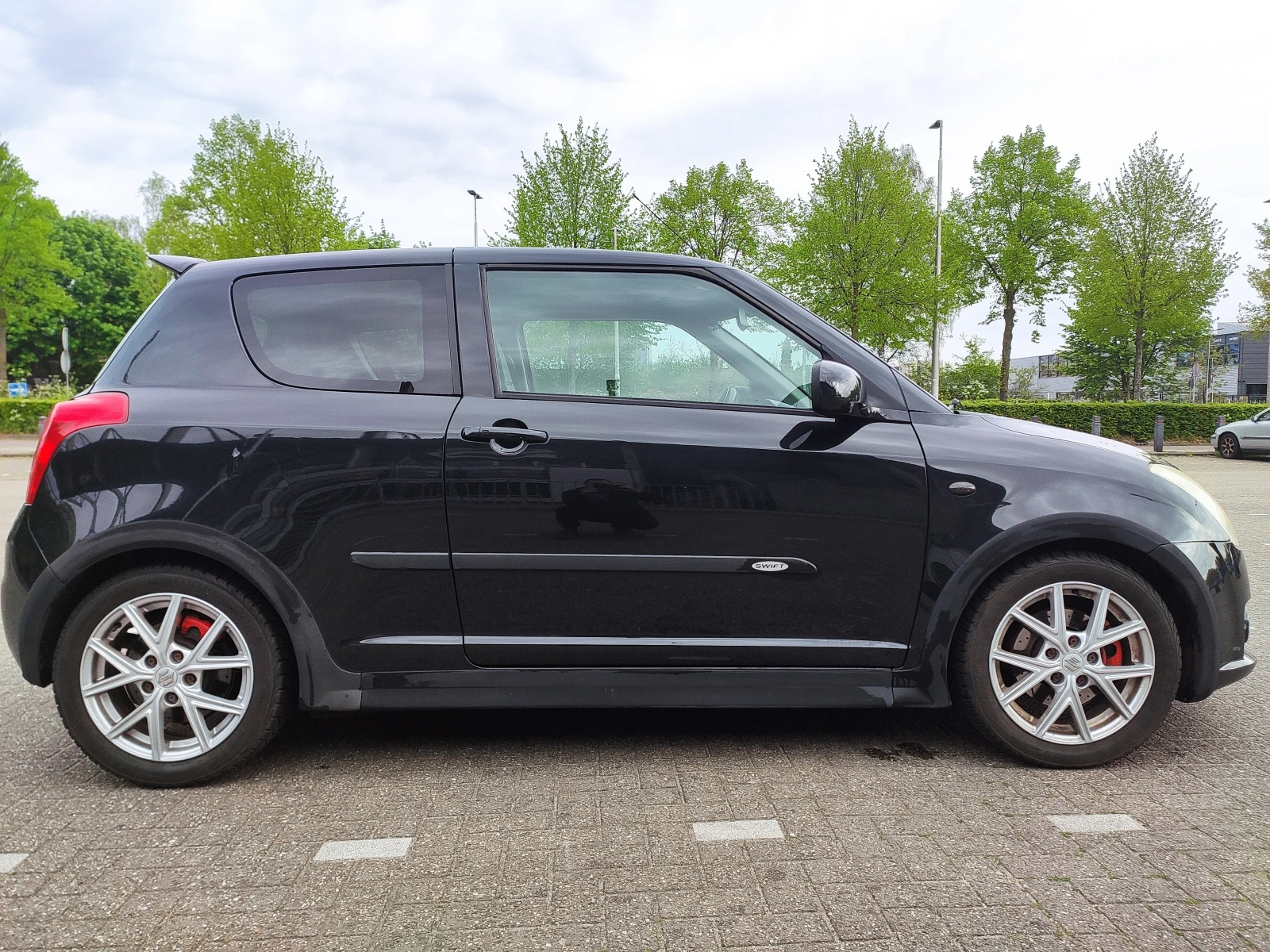 Suzuki Swift Sport, снимка 3 - Автомобили и джипове - 54234836