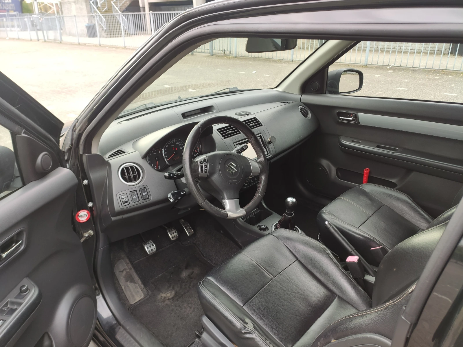 Suzuki Swift Sport, снимка 15 - Автомобили и джипове - 54234836