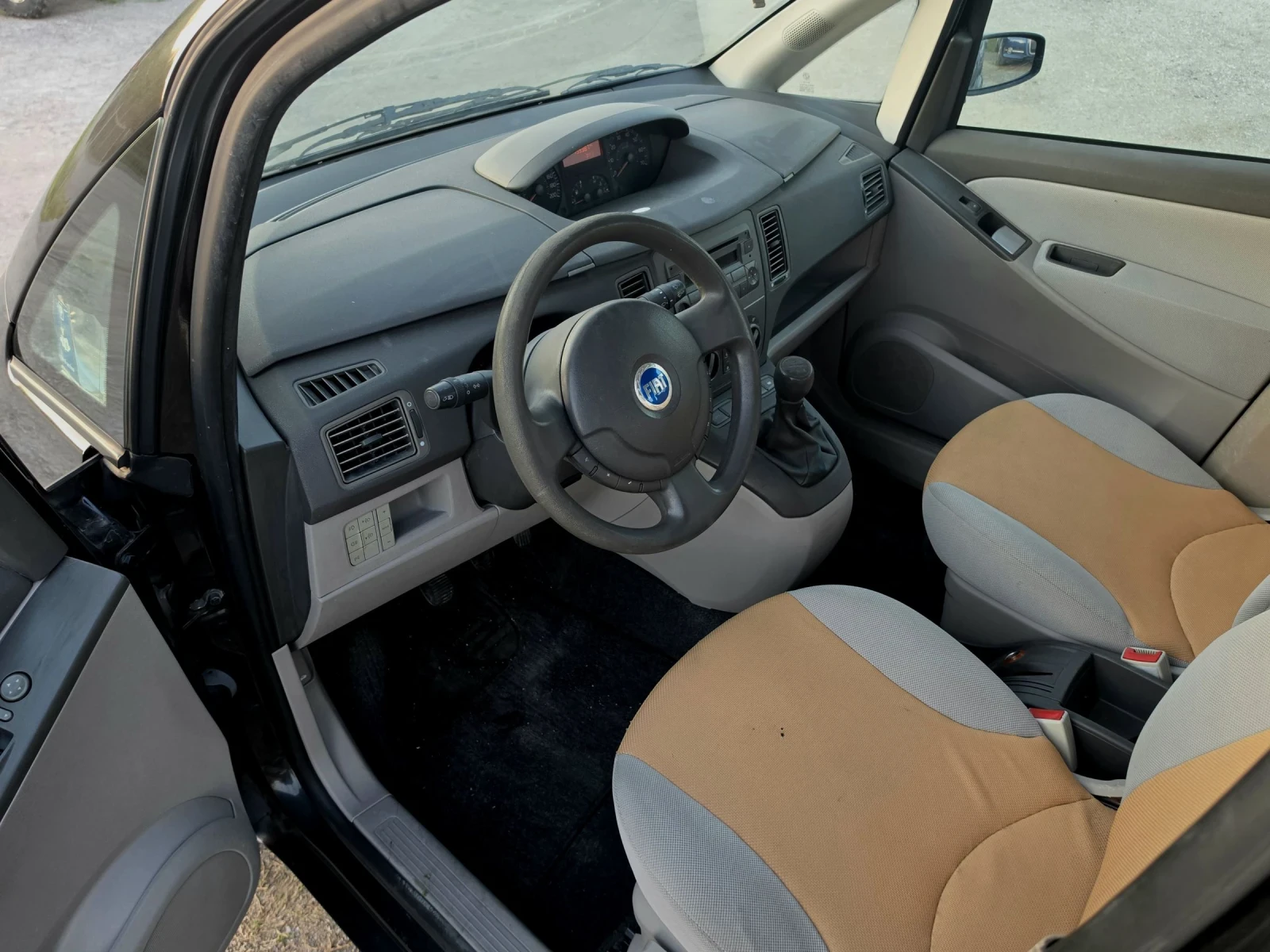 Fiat Idea 1.9JTD, снимка 8 - Автомобили и джипове - 54315028