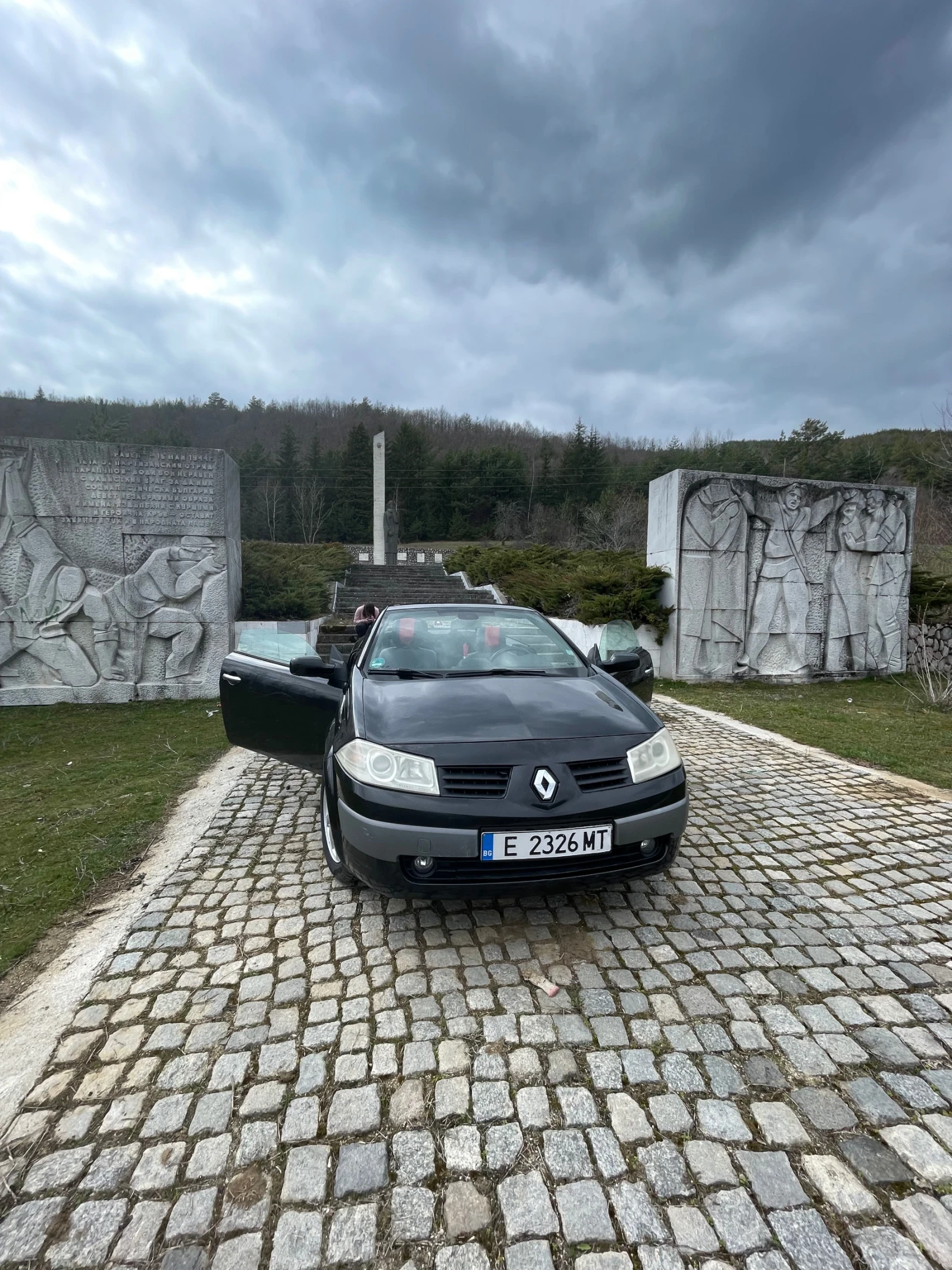 Renault Megane, снимка 3 - Автомобили и джипове - 54420071