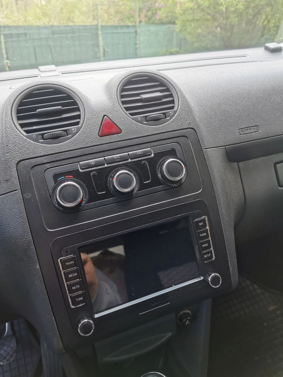 VW Caddy LPG, снимка 9 - Автомобили и джипове - 54423748