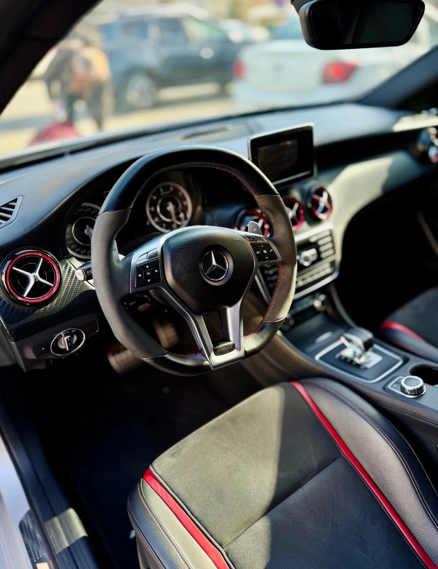 Mercedes-Benz A45 AMG 4MATIC Sedan, снимка 5 - Автомобили и джипове - 54591800