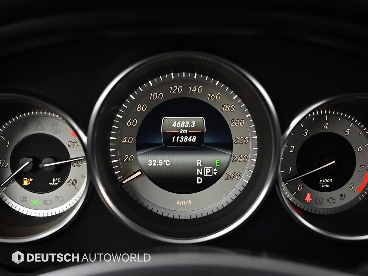 Mercedes-Benz CLS 400 ЛЮК* 360* KEYLESS* ЕЛ. БАГАЖНИК* КРАЙНА ЦЕНА, снимка 8 - Автомобили и джипове - 55302249