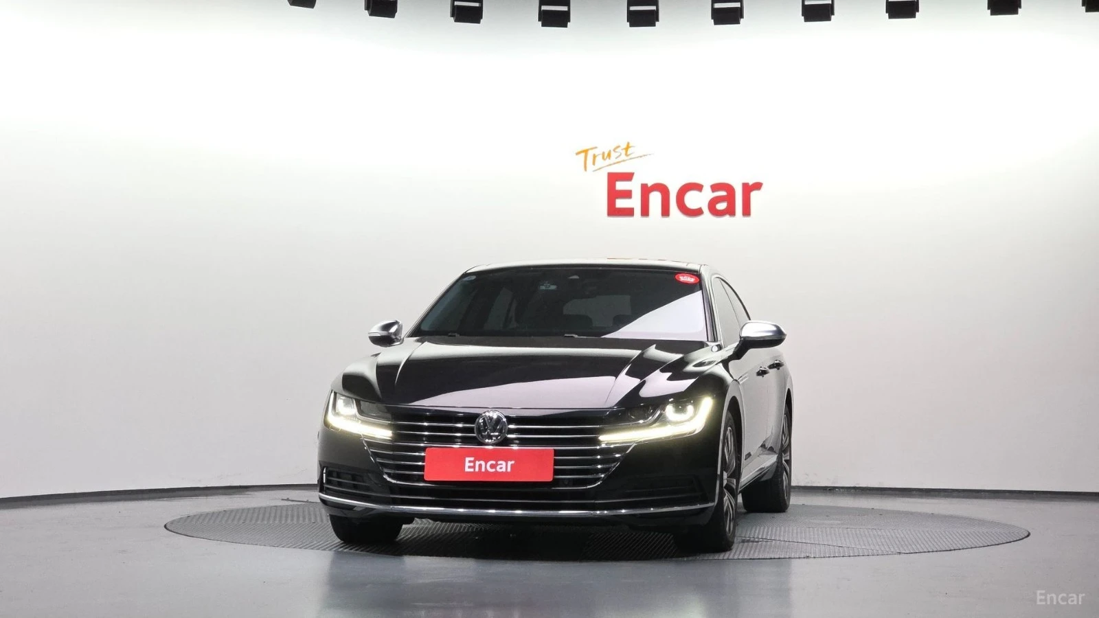 VW Arteon PREMIUM* 2.0TDI* DISTRONIC* ПОДГРЕВ* ОБДУХВАНЕ* HU, снимка 2 - Автомобили и джипове - 55612319