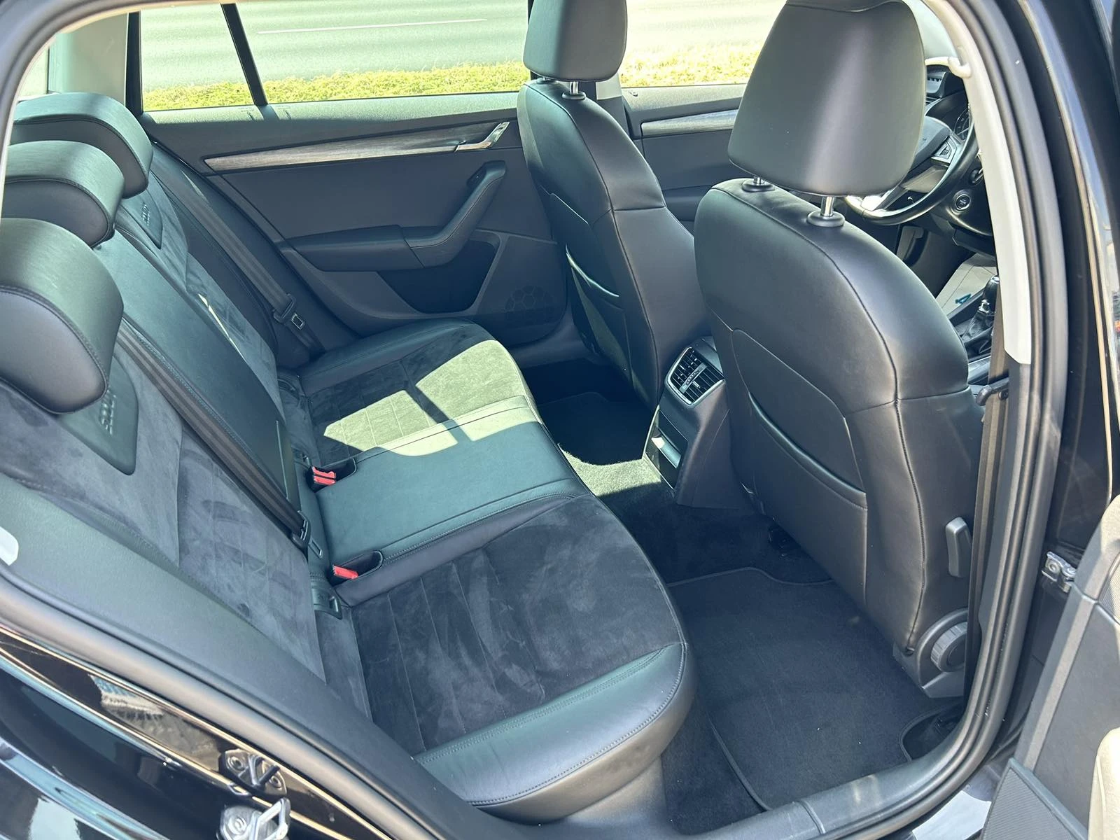Skoda Octavia 2.0TDI 4X4 SCOUT, снимка 11 - Автомобили и джипове - 55651499