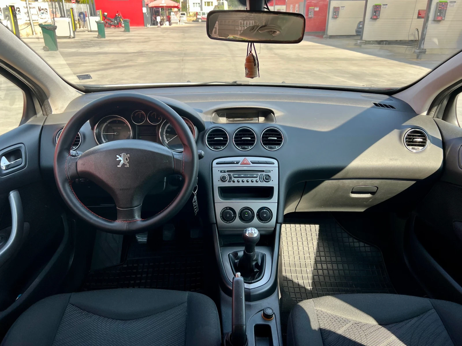 Peugeot 308 1.6 HDI 90 к.с. от БГ, снимка 8 - Автомобили и джипове - 55693400