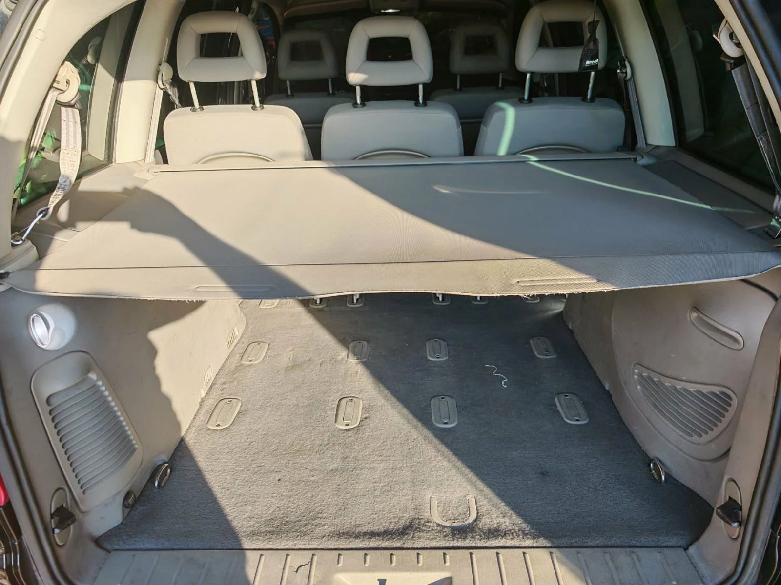 VW Sharan 1.9 TDI, снимка 10 - Автомобили и джипове - 55989272