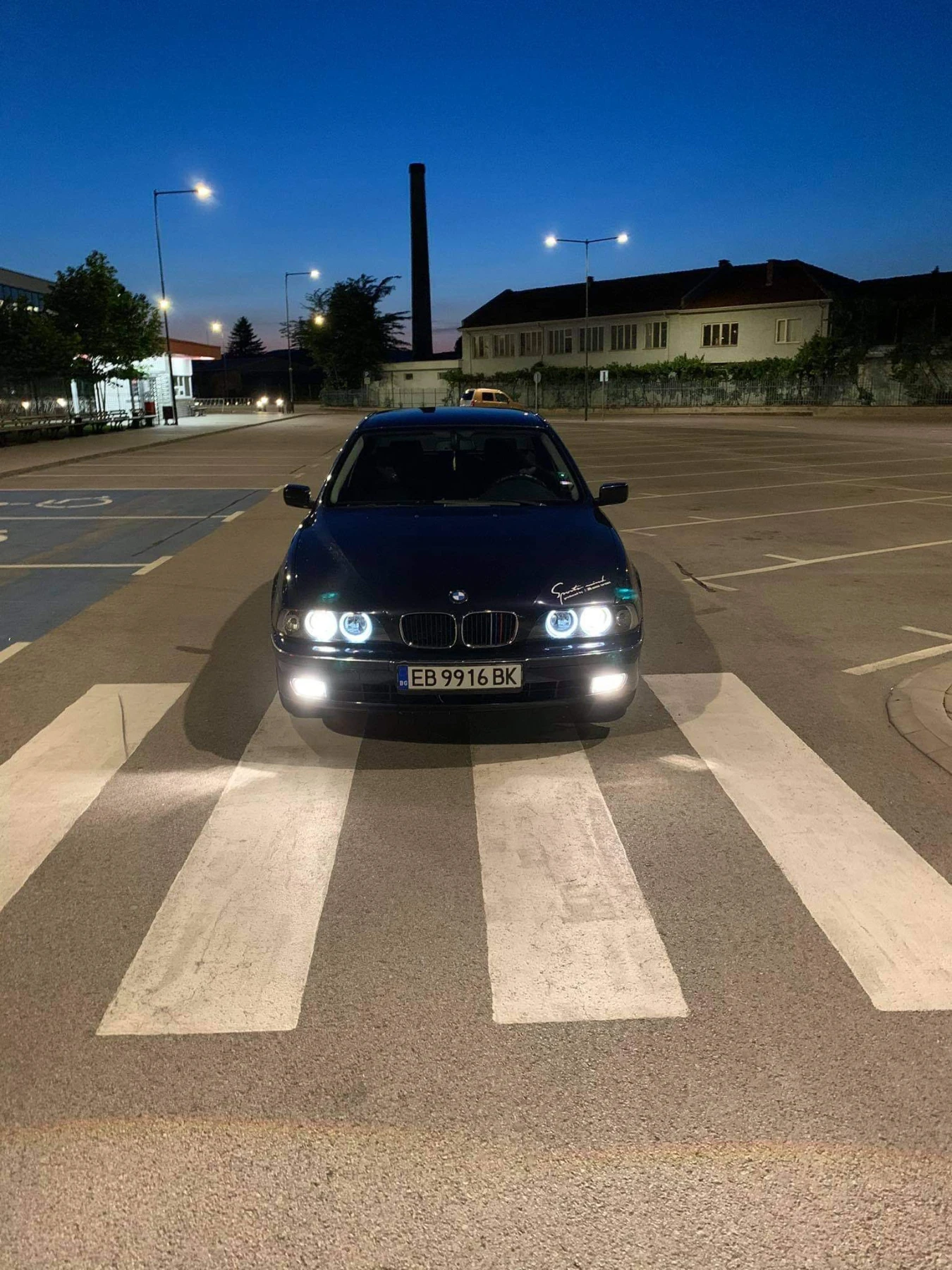 BMW 520, снимка 7 - Автомобили и джипове - 56145265