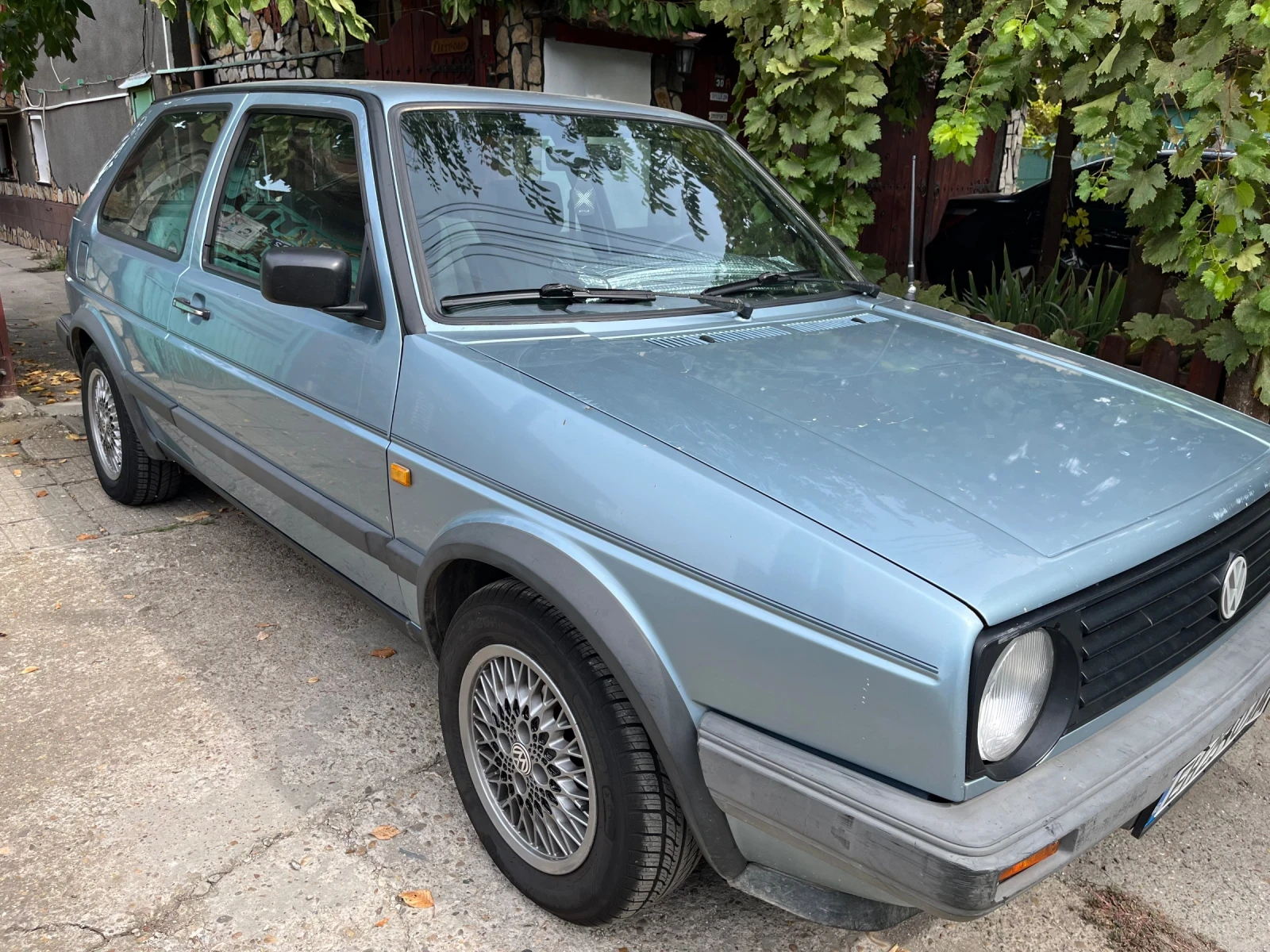 VW Golf 1.6 бензин