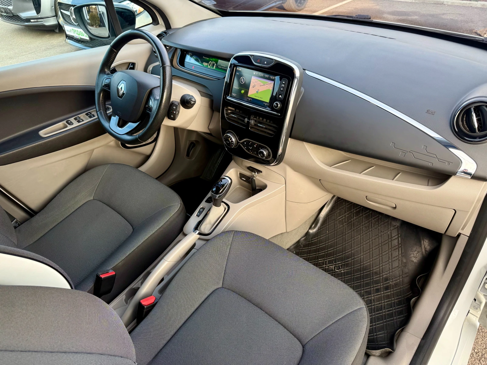 Renault Zoe 40kW* ����������* �����.�������* ������ �� | Mobile.bg � ����������� 8