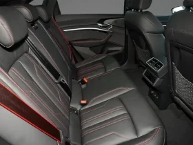 Audi Q8 e-Tron Sportback 55 = Black Optic Plus = Гаранция, снимка 7