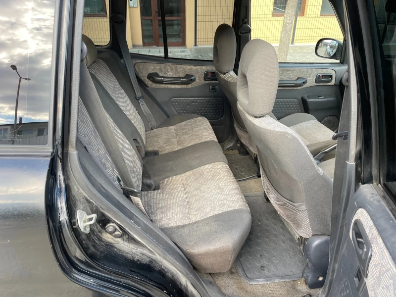 Toyota Rav4 2.0i Газ-Клима, снимка 9 - Автомобили и джипове - 47466346