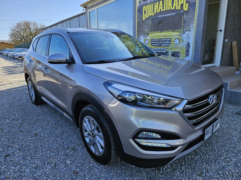 Hyundai Tucson 1.7crdi avtomat , снимка 1 - Автомобили и джипове - 47853310