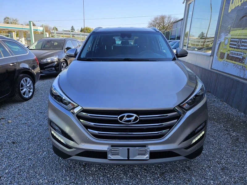 Hyundai Tucson 1.7crdi avtomat , снимка 2 - Автомобили и джипове - 47853310