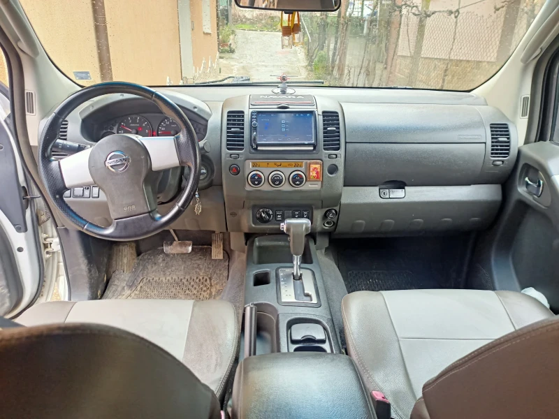 Nissan Navara, снимка 4 - Автомобили и джипове - 49043426