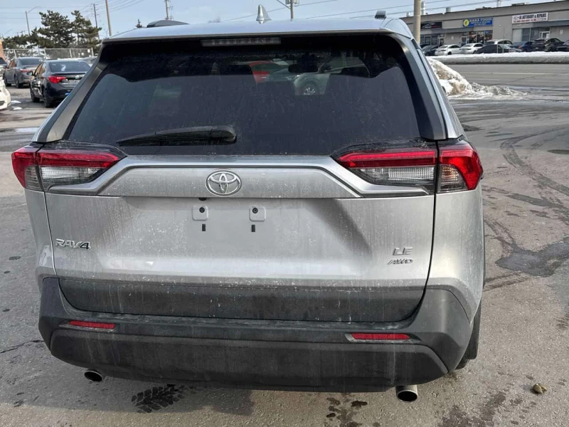 Toyota Rav4 * LE * CARFAX * ЦЕНА ДО БГ, снимка 13 - Автомобили и джипове - 53512729