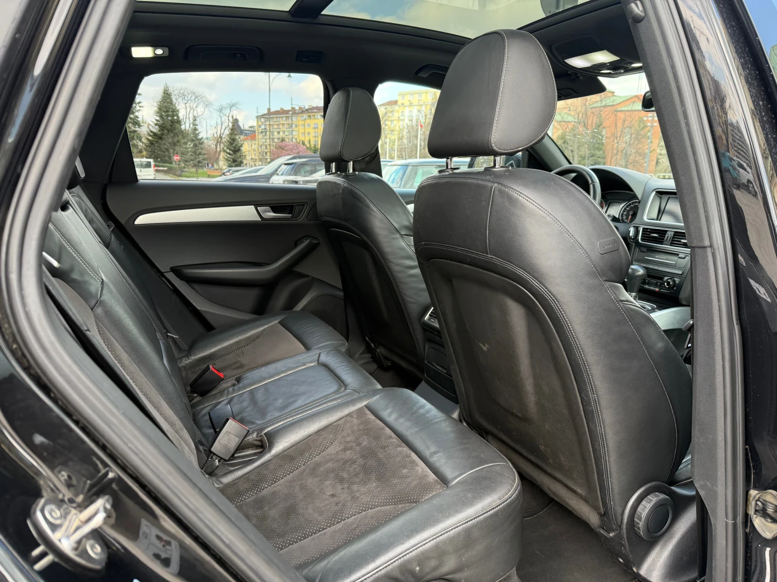 Audi Q5 3.0TDI* Quattro* Panorama* S-Line - изображение 6