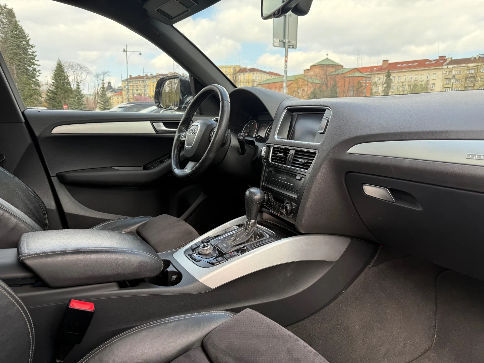 Audi Q5 3.0TDI* Quattro* Panorama* S-Line - изображение 7