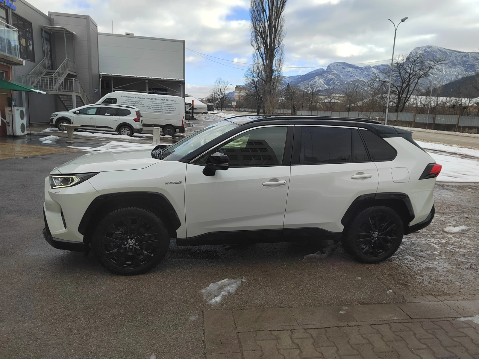 Toyota Rav4 2.5 - изображение 5