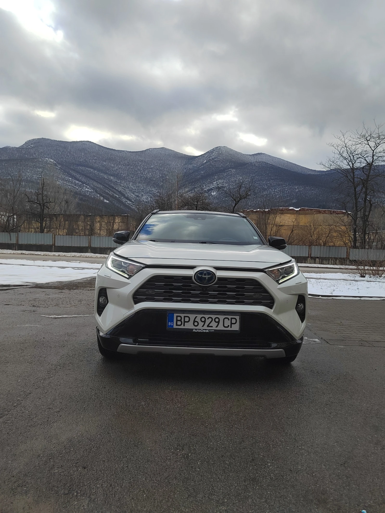 Toyota Rav4 2.5 - изображение 2