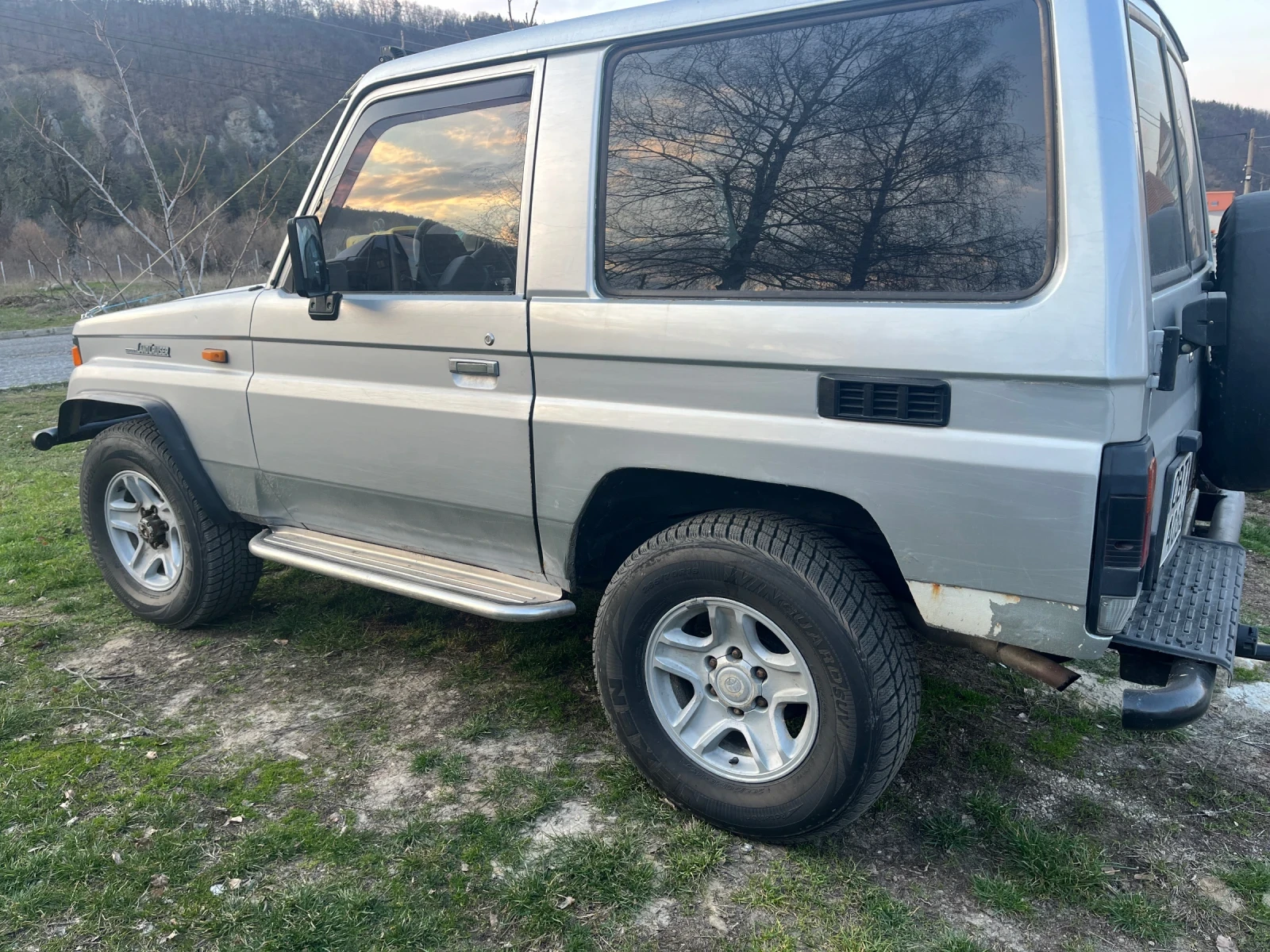 Toyota Land cruiser, снимка 4 - Автомобили и джипове - 53863781