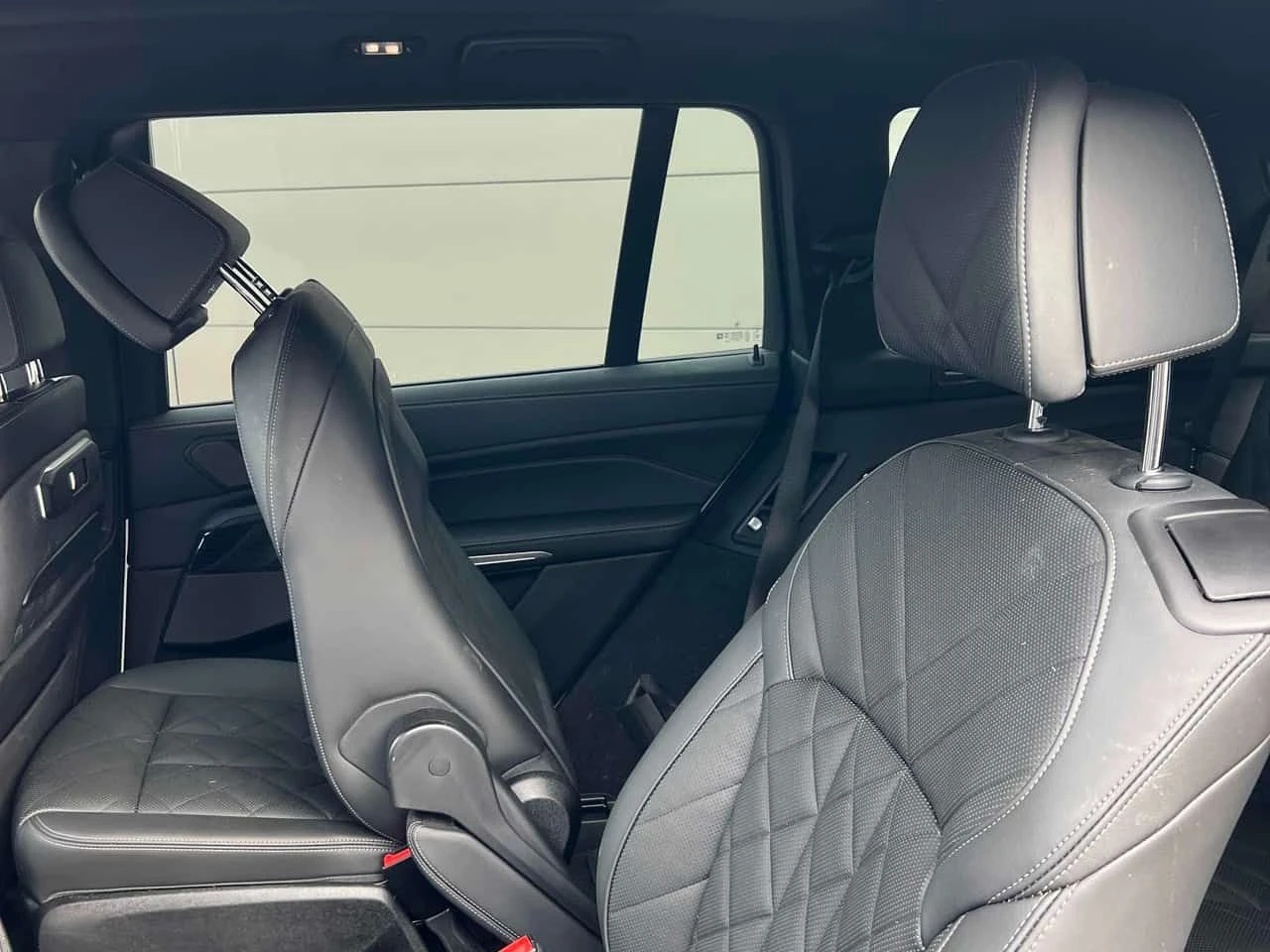 BMW X7 * xDrive40i * ДИСТРОНИК * 360 * H/K * 7 МЕСТЕН, снимка 11 - Автомобили и джипове - 53879809