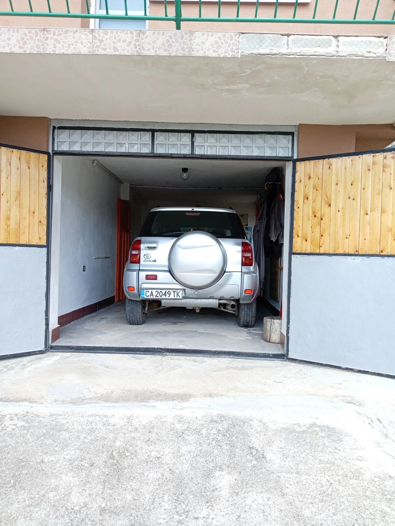 Toyota Rav4, снимка 2 - Автомобили и джипове - 54157464