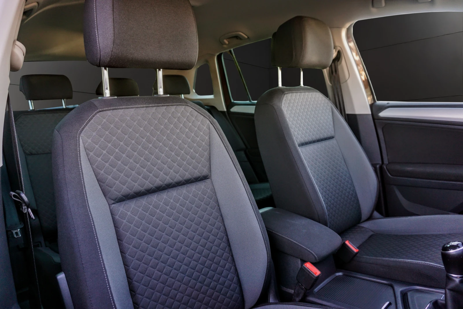VW Tiguan 1.4TSI STYLE , снимка 14 - Автомобили и джипове - 54960881