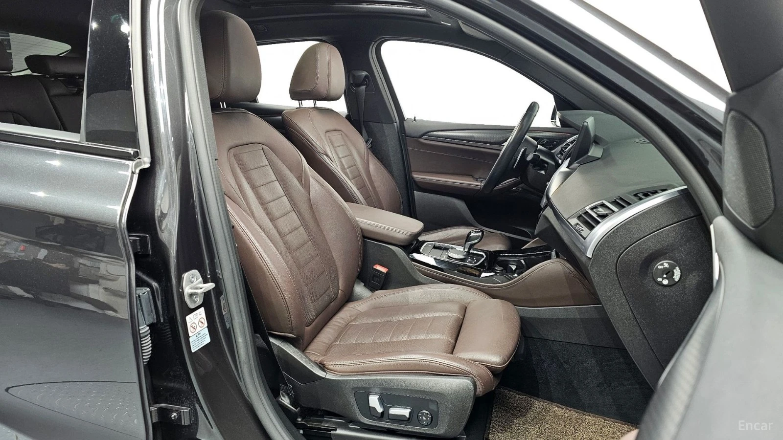 BMW X4 XDRIVE/M-SPORT/DRIVE-ASSISTS/PANOROOF, снимка 13 - Автомобили и джипове - 55688318
