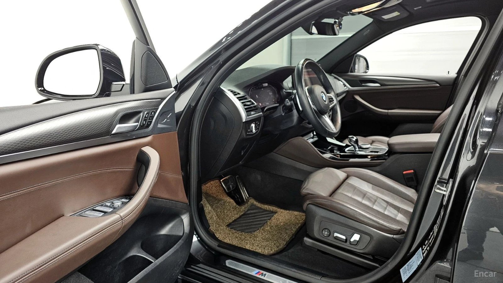 BMW X4 XDRIVE/M-SPORT/DRIVE-ASSISTS/PANOROOF, снимка 5 - Автомобили и джипове - 55688318