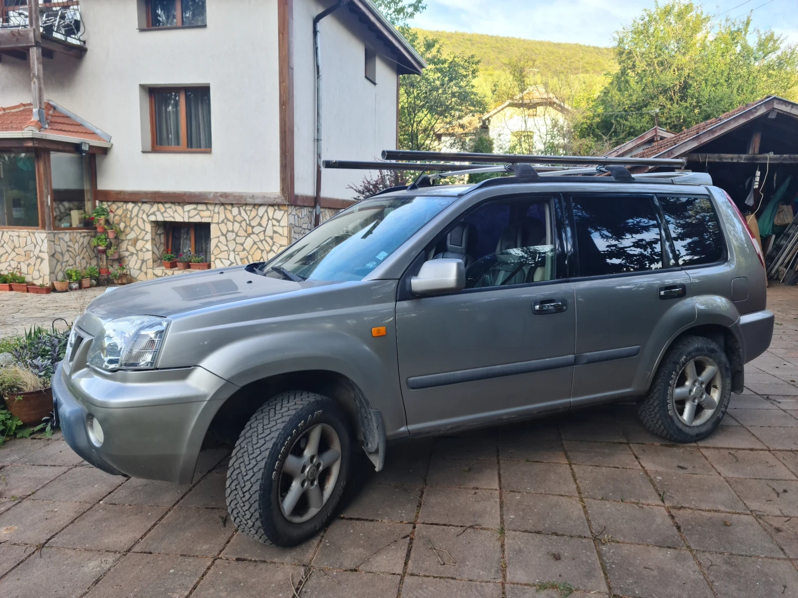 Nissan X-trail T30, снимка 4 - Автомобили и джипове - 55772356