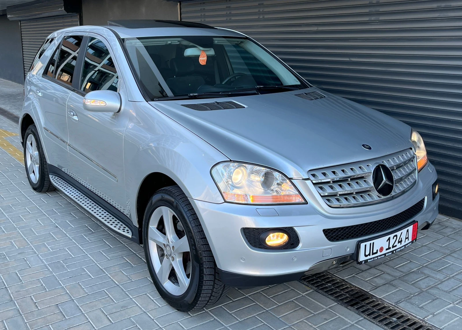 Mercedes-Benz ML 320 320CDI/7G/DISTRONIC/PLUS, снимка 7 - Автомобили и джипове - 55903420